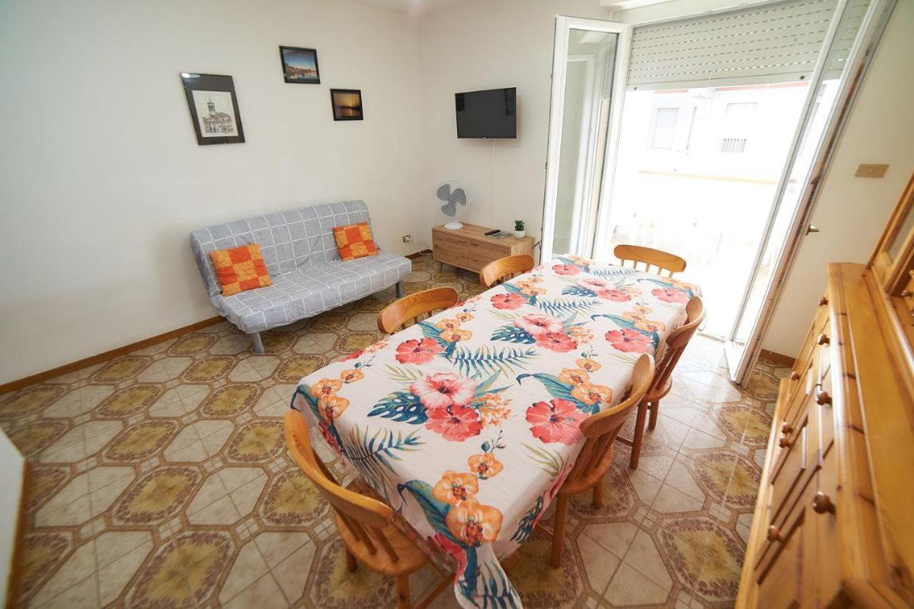 La Perla Bianca - Alghero Lido, Vicino Al Mare 外观 照片